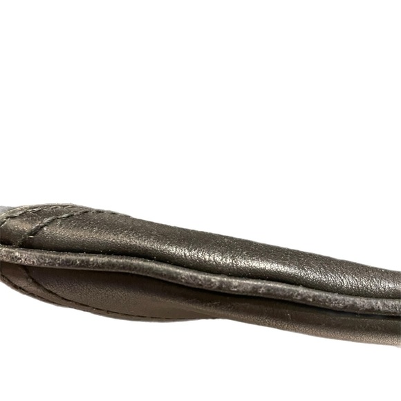 Authentic Vintage Gucci Signature embossed all leather designer hobo bag. B9 - Picture 10 of 16